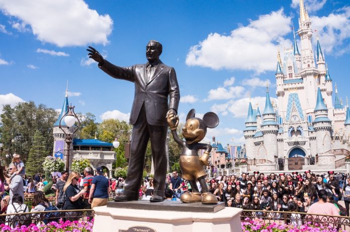 Walt Disney success facts hindi